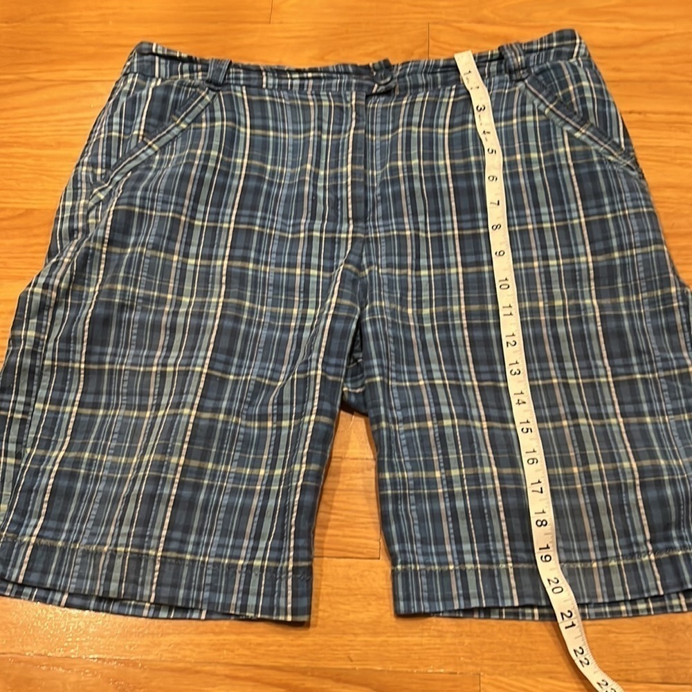 WOOLRICH womens cotton shorts size 10. - Picture 4 of 8
